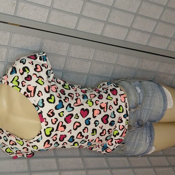 Almost Famous Junior shorts size 9 - Picture 6 of 7